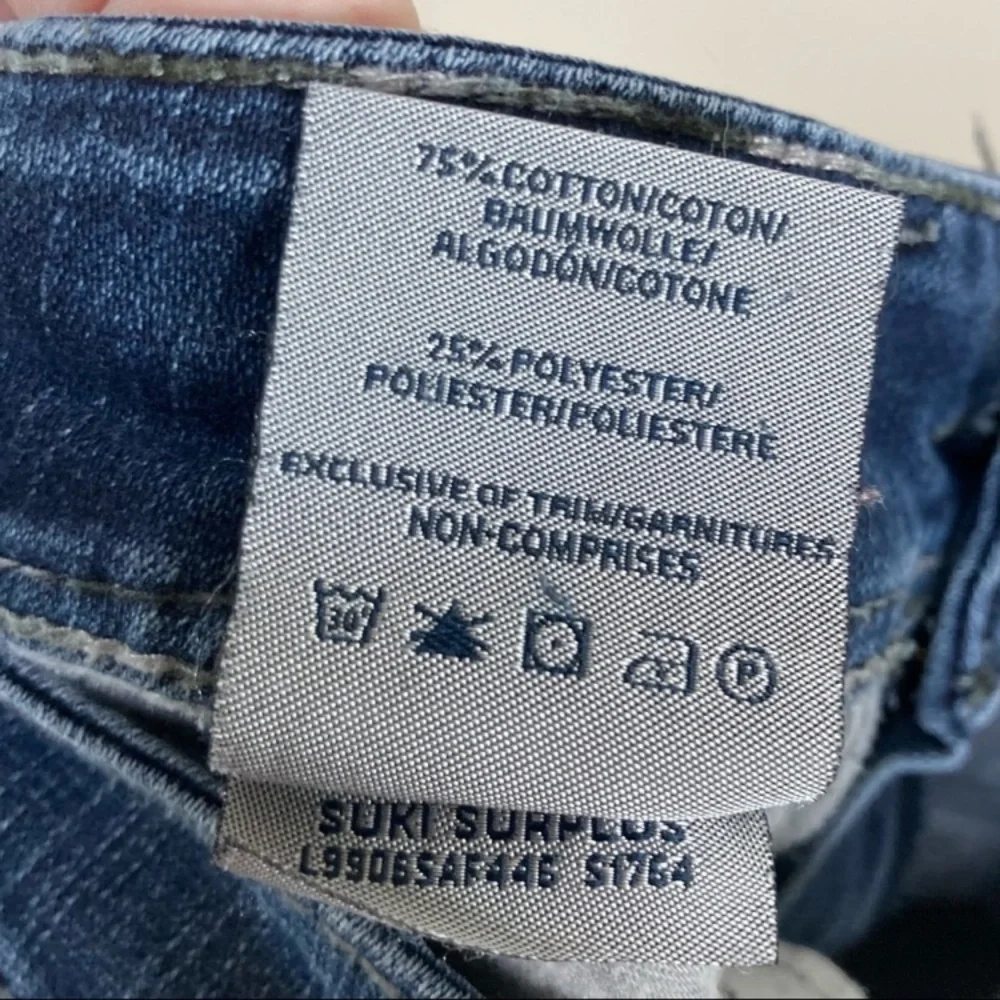 Silver Suki Surplus Boot Cut Dark Wash Mid Rise Thick Stitch Jeans Women’s Sz 26 - Picture 5 of 5